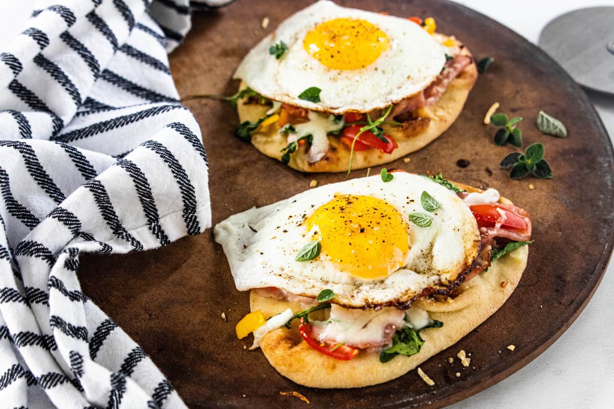 Best Breakfast Naan Pizzas