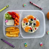 Easy Fruit Bagels With Cream Cheese