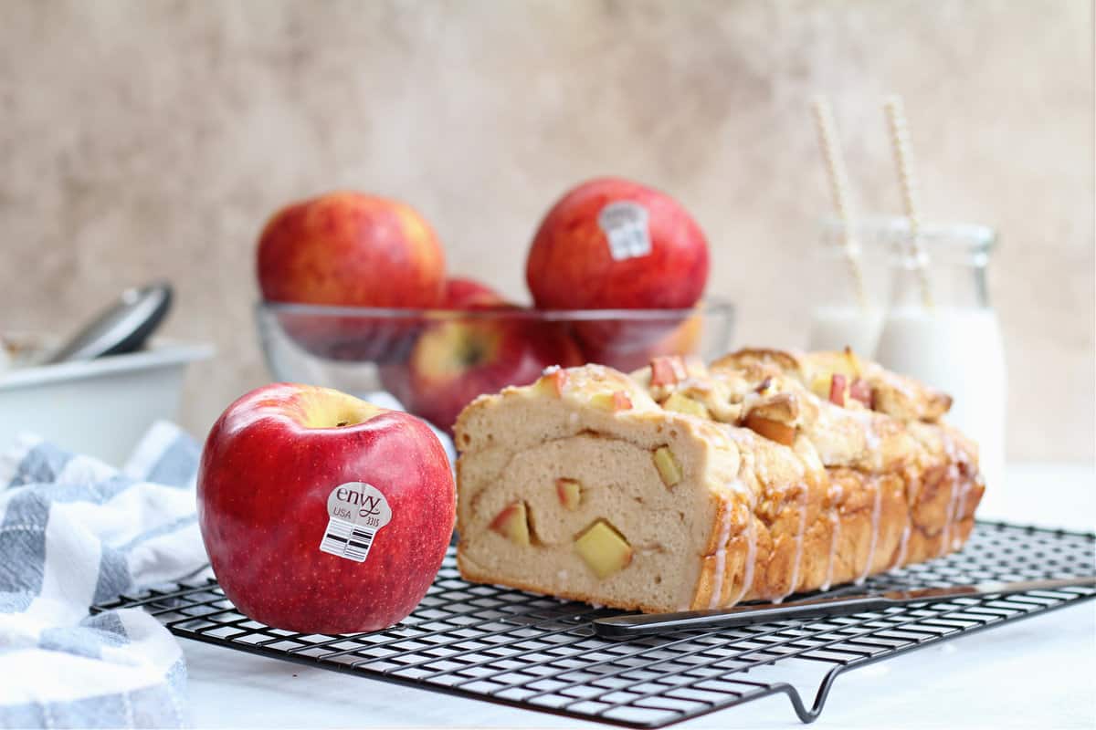 Gluten free apple pull apart bread
